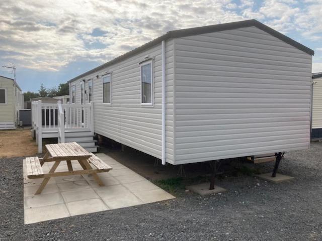 3 Bedroom Modern Caravan Sleeps Up To 8 Millom Exteriör bild
