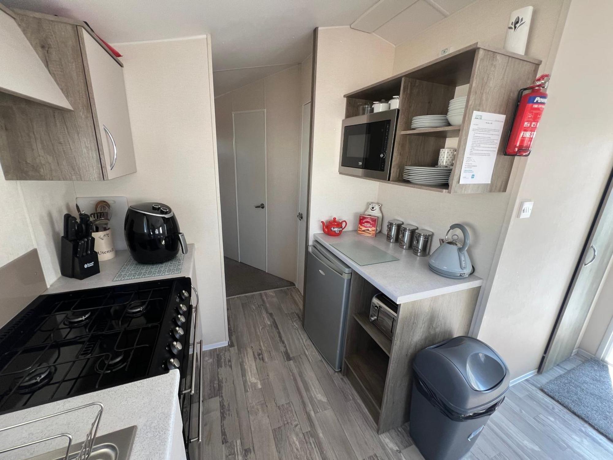 3 Bedroom Modern Caravan Sleeps Up To 8 Millom Exteriör bild