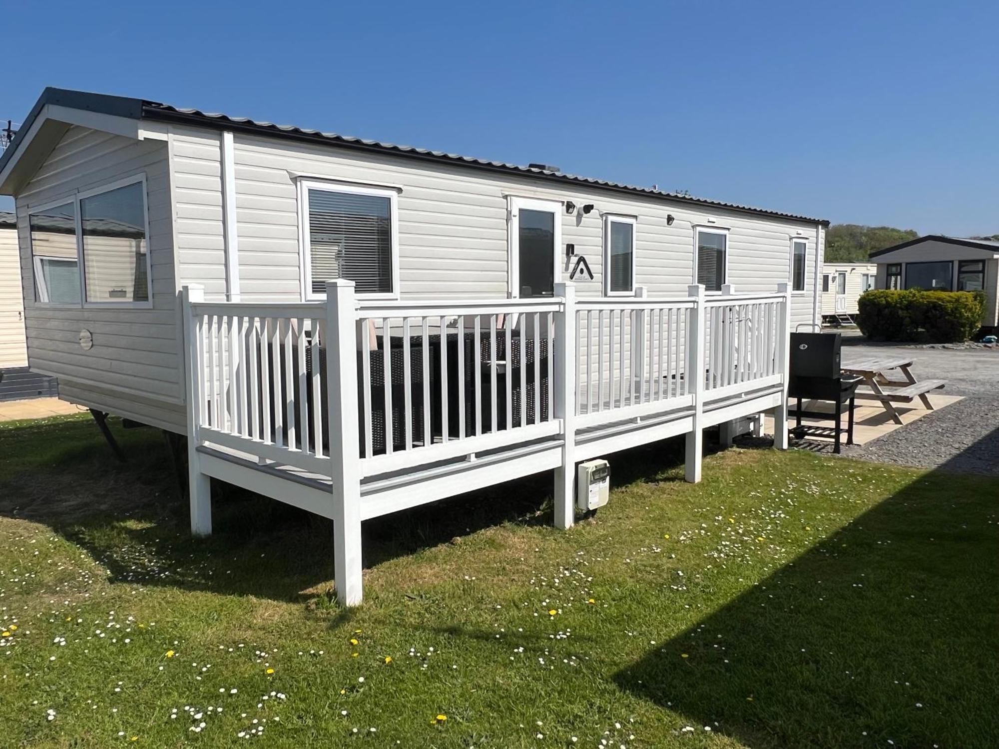 3 Bedroom Modern Caravan Sleeps Up To 8 Millom Exteriör bild